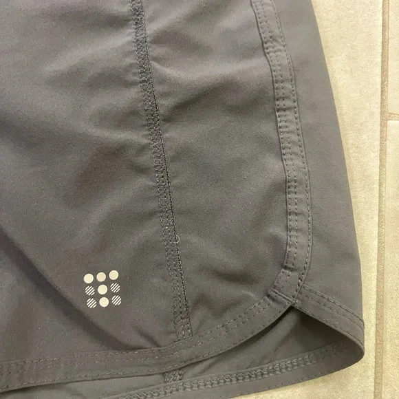 Title nine Gray Athletic Performance Shorts - Picture 2 of 8